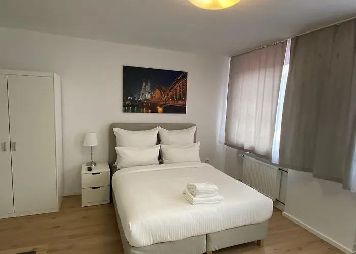 Am Rheingarten * Köln