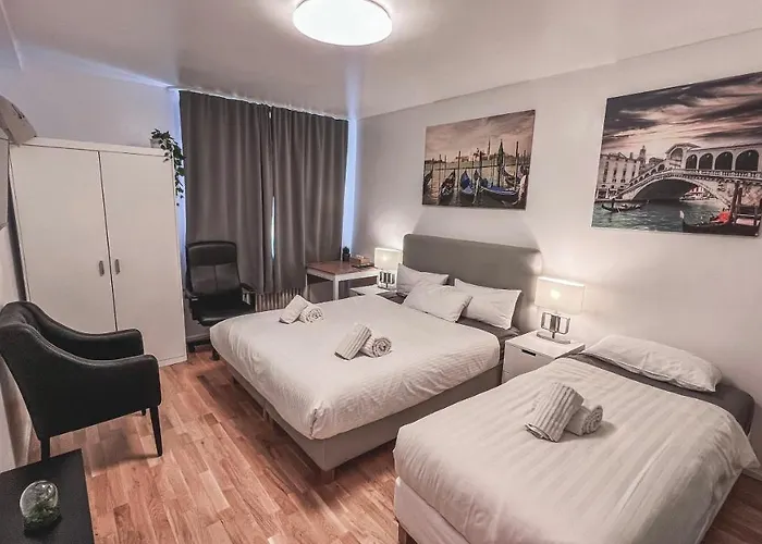 Am Rheingarten Appartement Cologne