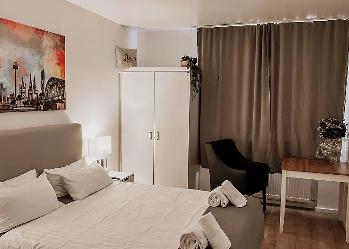 Am Rheingarten Apartment Cologne